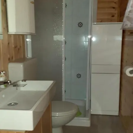 Piccolo E Romantico Chalet Dağ evi *
