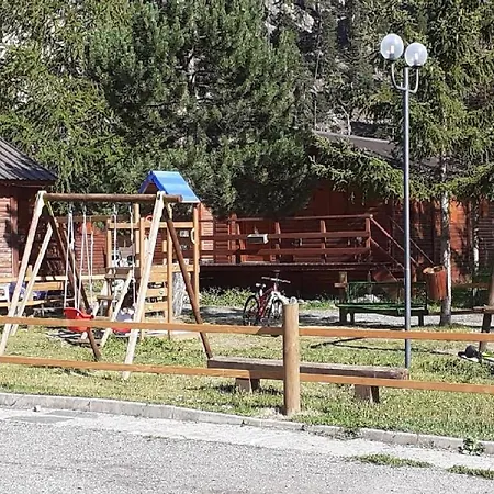 Piccolo E Romantico Chalet Dağ evi *